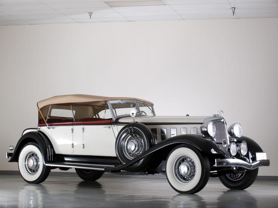  Chrysler Custom Imperial Dual Cowl Phaeton by LeBaron 1933 года  (фото 3 из 30)